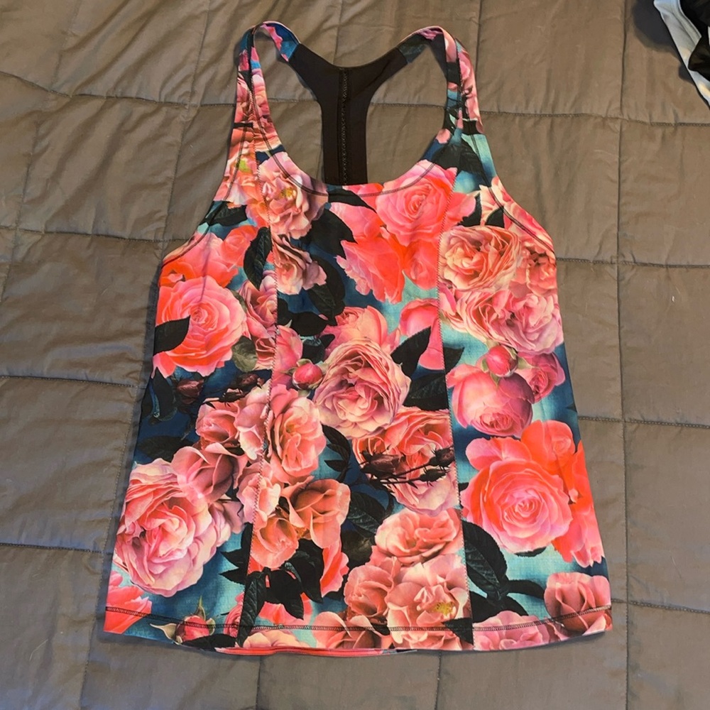 Lululemon rose tank